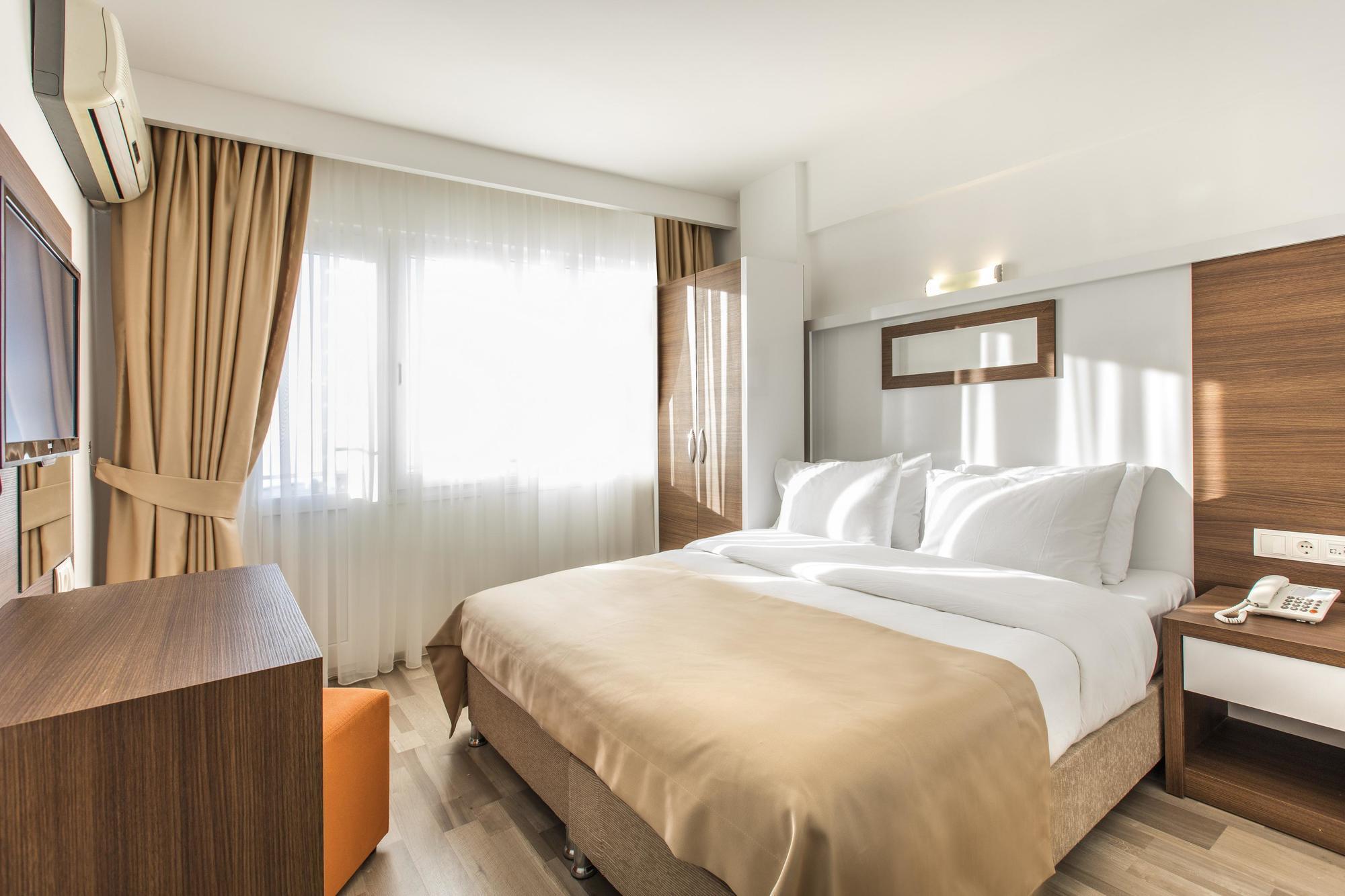 Demir Suit Hotel Kuşadası Exterior photo
