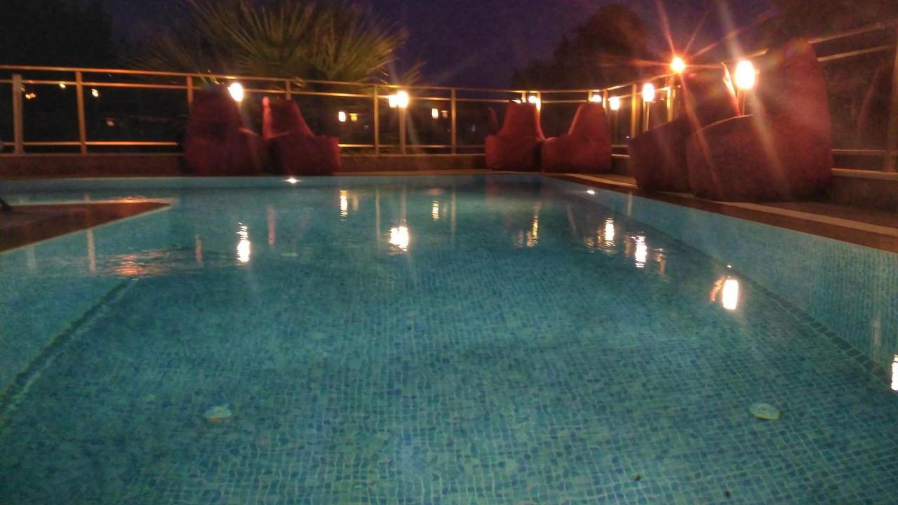Demir Suit Hotel Kuşadası Exterior photo